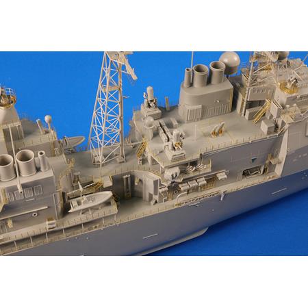 USS Mobile Bay CG-53 (1:200)