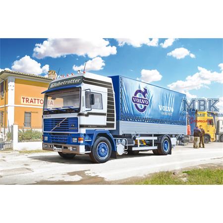 VOLVO F16 Globetrotter Canvas Truck with elevator