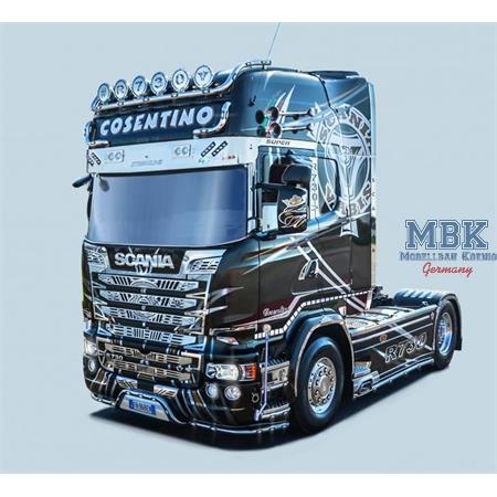 SCANIA R730 Streamline Show Truck   1/24