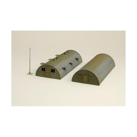 Barracken / Nissen Hütten  1:72