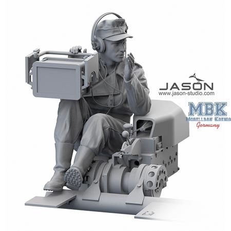 German Sd.Kfz. 250/1 Ausf.A radio operator 1:16