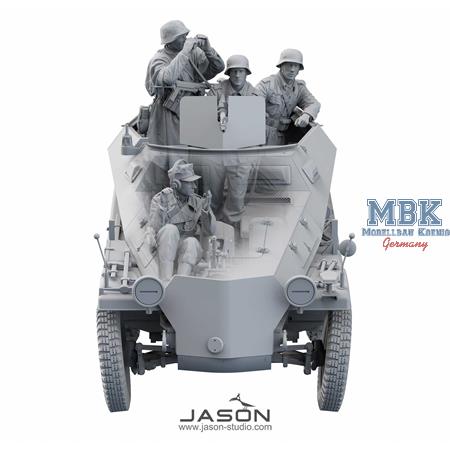 German Sd.Kfz. 250/1 Ausf.A Half Track crew 1:16