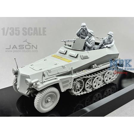 WWII German Sd.Kfz.250/1 Ausf. A Gunner 1:35