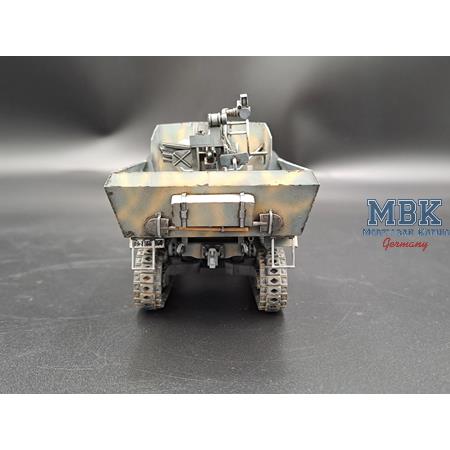 Schützenpanzerwagen U304(f) mit 2 cm Flak 38-early