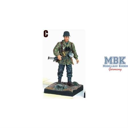 Anzio  Serie  - Schütze mit MP