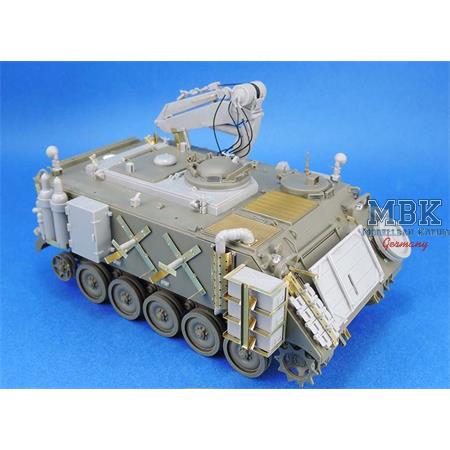 IDF Fitter Conversion set (for 1/35 M113s)