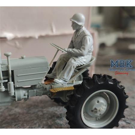 US Army Tractor Driver 1/35