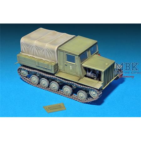 Ya-12 Soviet Artillery Tractor early production