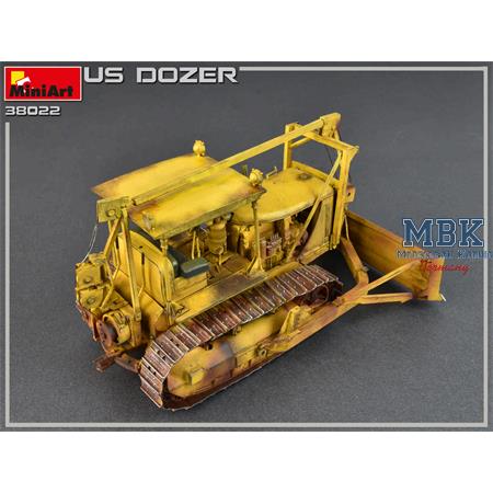 U.S. Bulldozer (Caterpillar D7)