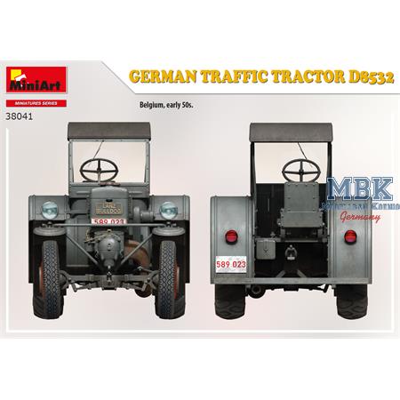 German Traffic Tractor D8532