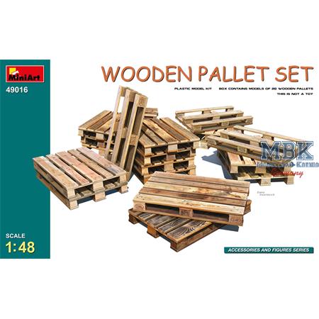 Wooden Pallet Set / Holzpaletten