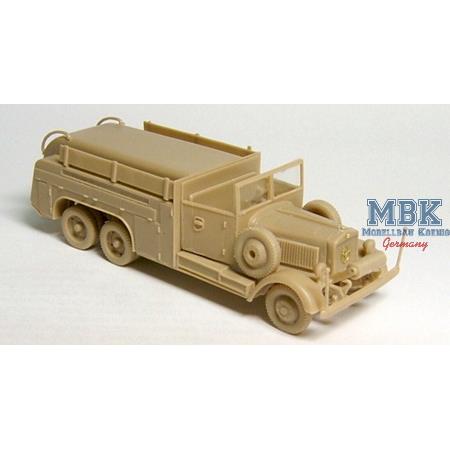 Mercedes-Benz LG 3000 Tankwagen Luftwaffe