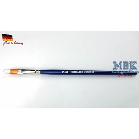 MBK Synthetikpinsel flach, Rundstiel 8