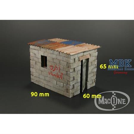 Little Hut with concrete blocks
