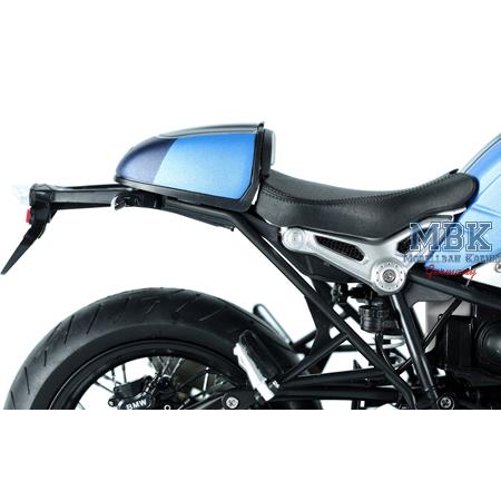 BMW R nineT Red/Blue (PRE-COLORED EDITION) 1:9