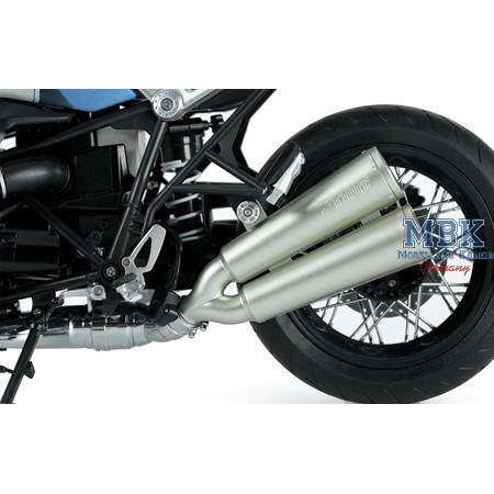 BMW R nineT Red/Blue (PRE-COLORED EDITION) 1:9