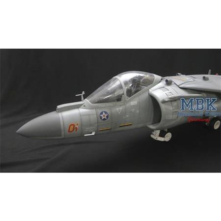 AV-8B Harrier II  in 1:18