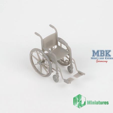 1/35 Wheel Chair (1set)