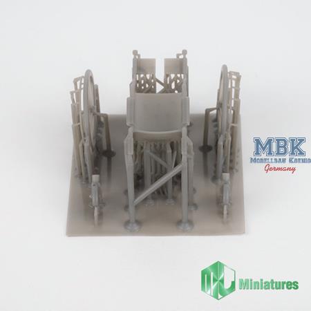 1/35 Wheel Chair (1set)