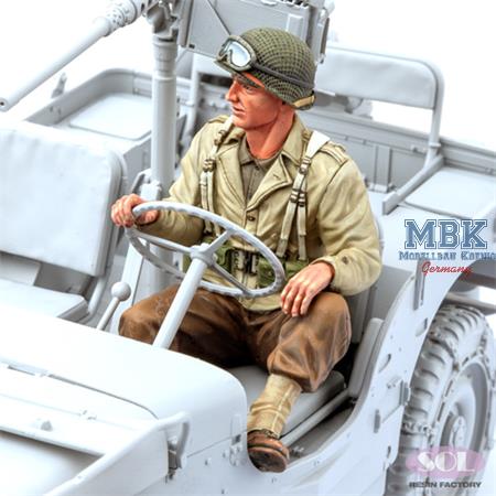 WWII U.S. Army 1/4 ton Utility Truck Driver (1:16)