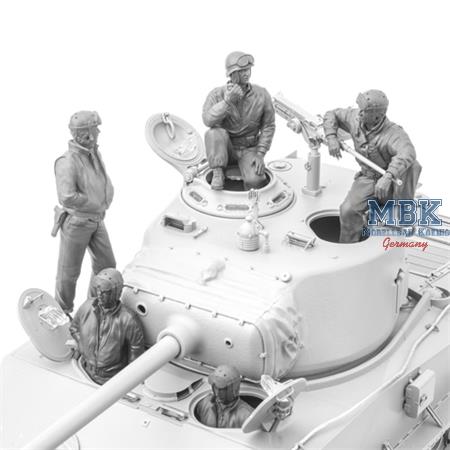 U.S. ARMY M4A3E8 Crew (1:16)