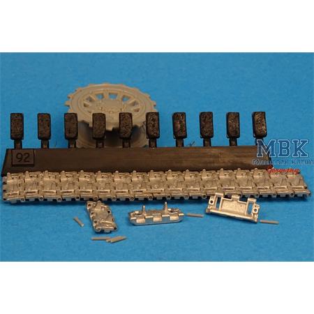 Workable Metal Tracks for AMX-13 worn rubber pads