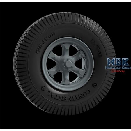 Vomag 8LR 9t truck Road wheels (Continental)