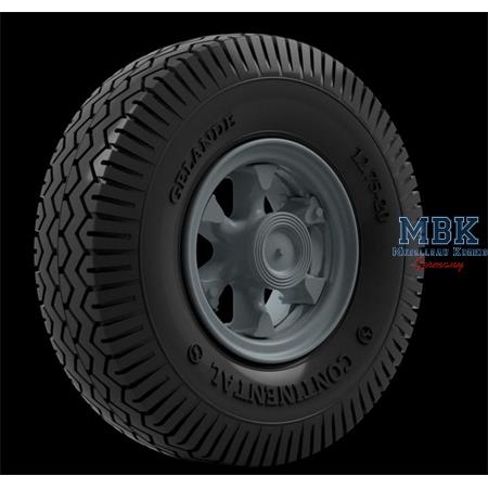 Vomag 8LR 9t truck Road wheels (Continental)