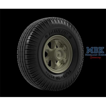 Vomag 8LR 9t truck Road wheels (Dunlop)