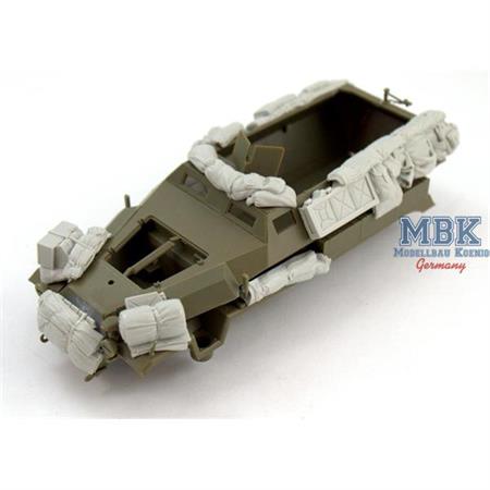 Stowage set for Sd.Kfz 251C