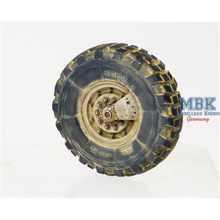 M923 Big Foot wheels (Michelin X)
