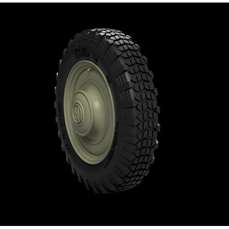 Horch V8 type 830R Road wheels (Fulda)