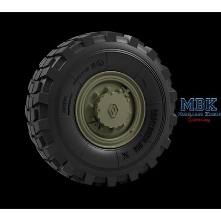 VAB 4x4 Road Wheels (Michelin X)