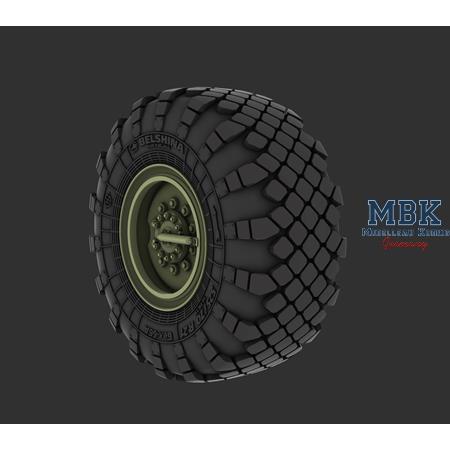 BAZ 6x6 trucks (64022) Road Wheels