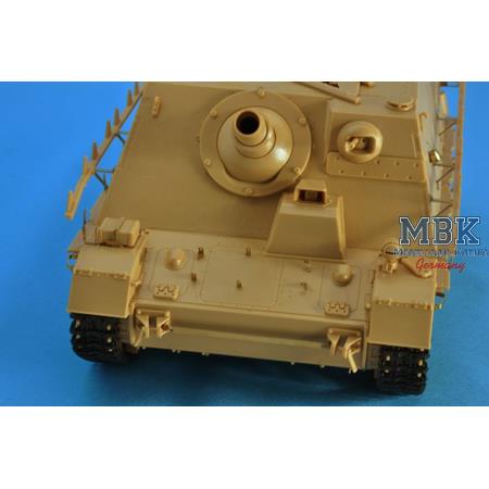 1/35 Brummbär late PE Set