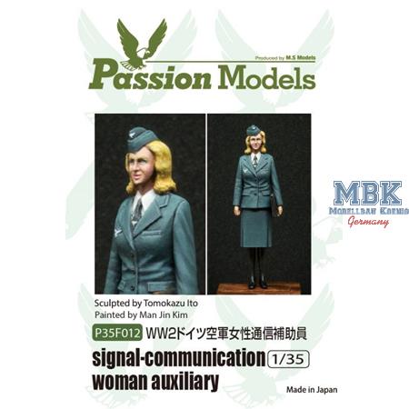 Signal-communication woman auxiliary