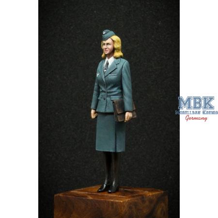 Signal-communication woman auxiliary