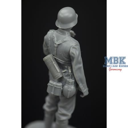 1/35 WWII German Gas Mask Container Set f. Figures