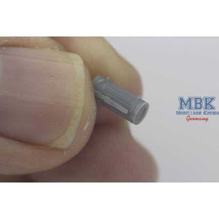 1/35 WWII German Gas Mask Container Set f. Figures