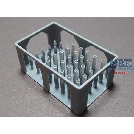 WWII German 7,5cm PaK 40 anti tank gun ammo