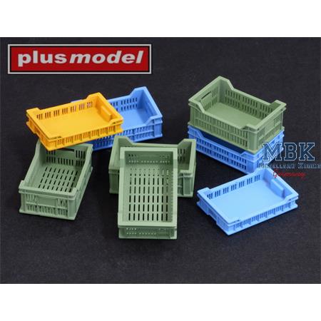 Plastic crates perfored / Kunststoffkisten perfor.