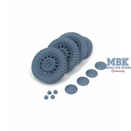Trippel SG.6 road wheels with caps (weighted)