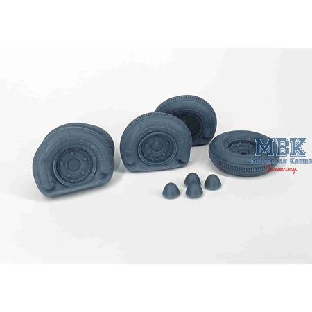 VW Kübelwagen ballon road wheels flat tires type 1