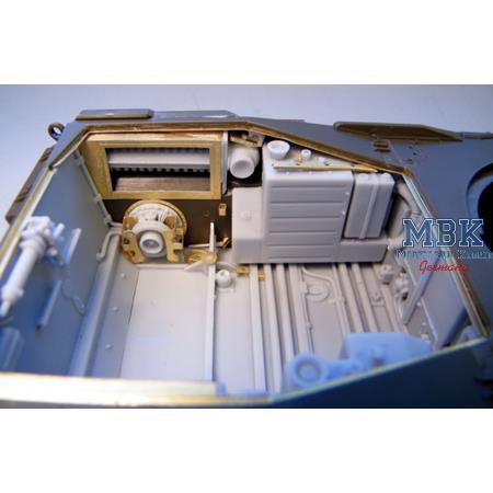 Leopard 1 Triebwerksraum / Engine Compartment