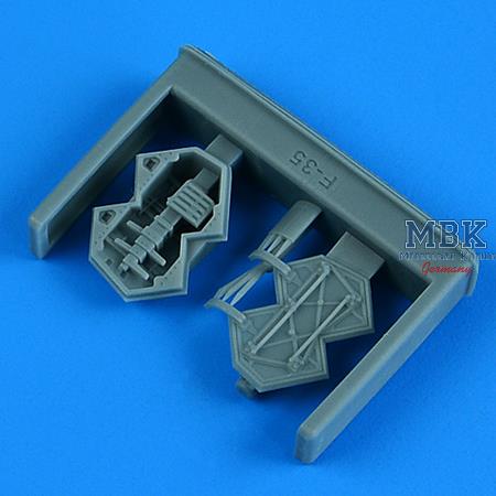 F-35A/B/C Lightning II ladder - closed