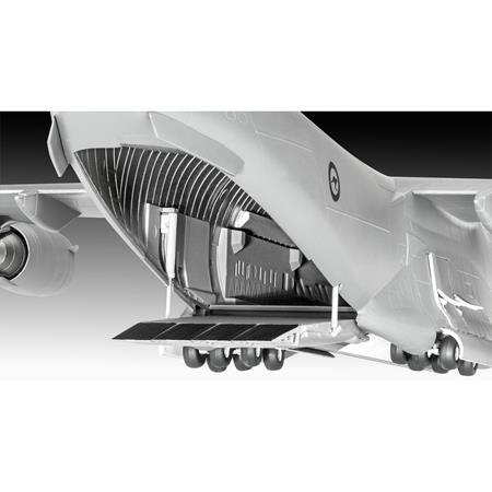 Boeing C-17 Globemaster III (1:144)