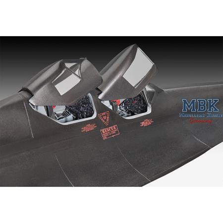 Lockheed SR-71B Blackbird