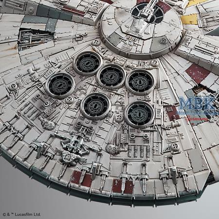 BANDAI Millennium Falcon