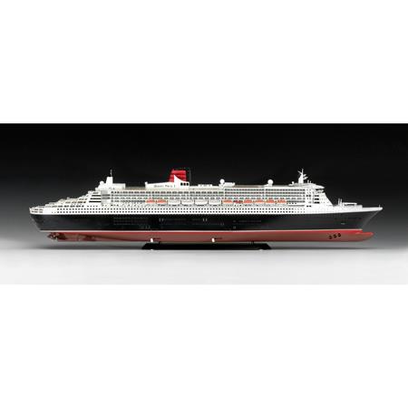 Ocean Liner Queen Mary 2 (1:400)