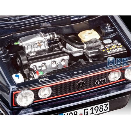 35 Years Volkswagen Golf GTI Pirelli